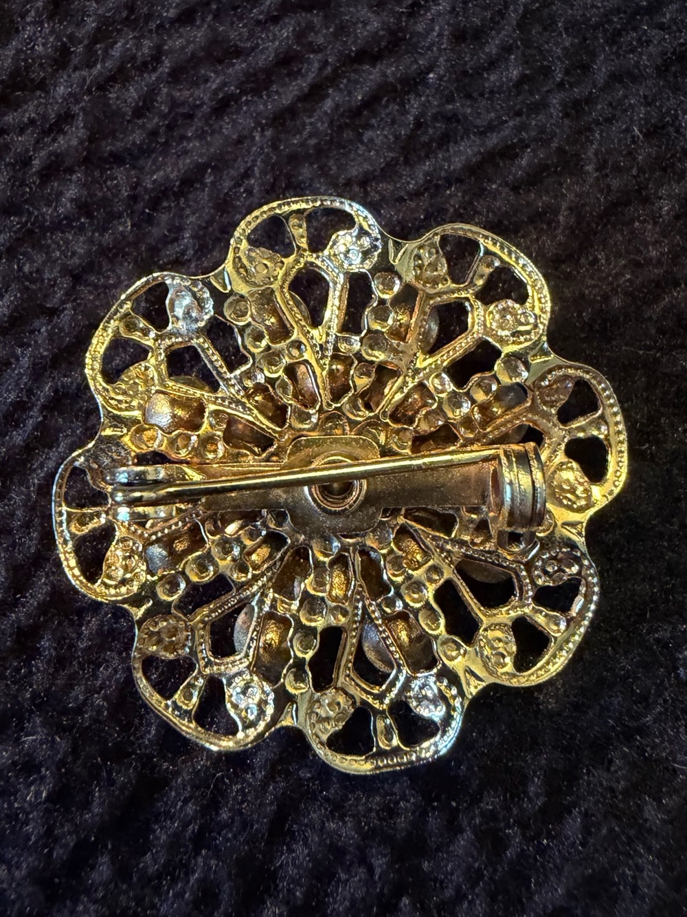 Vintage Aurora Borealis Rhinestone and Faux Pearl Brooch - Picture 3 of 5